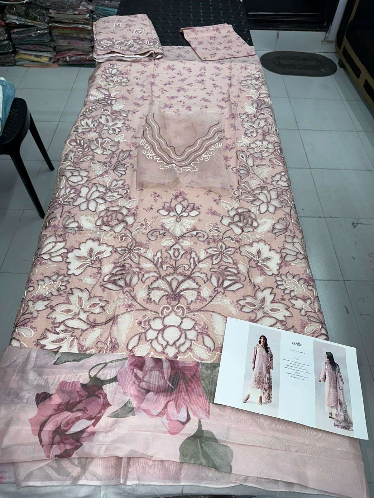 SUMMER LAWN COLLECTION - 2026 BY IZNIK - 03