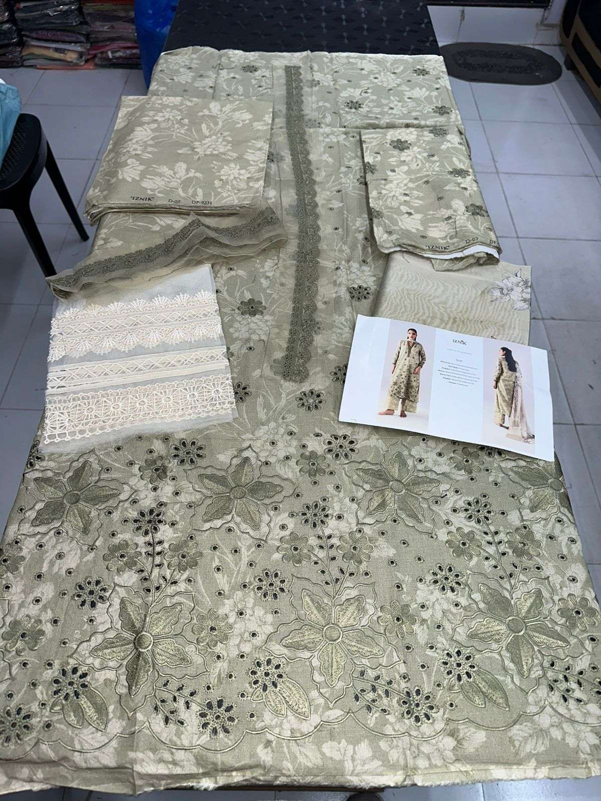 SUMMER LAWN COLLECTION - 2026 BY IZNIK - 05