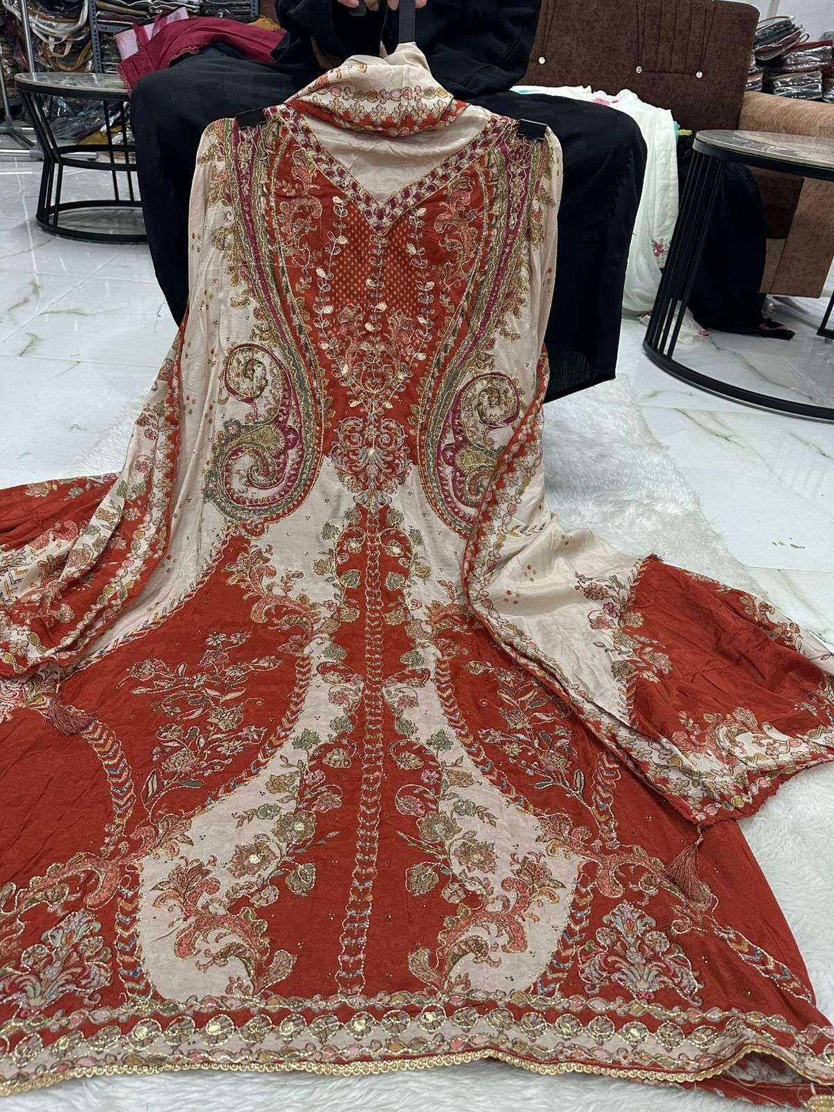 Falah Premium Maslin Collection Code -26098 Falah Designer Suits-01