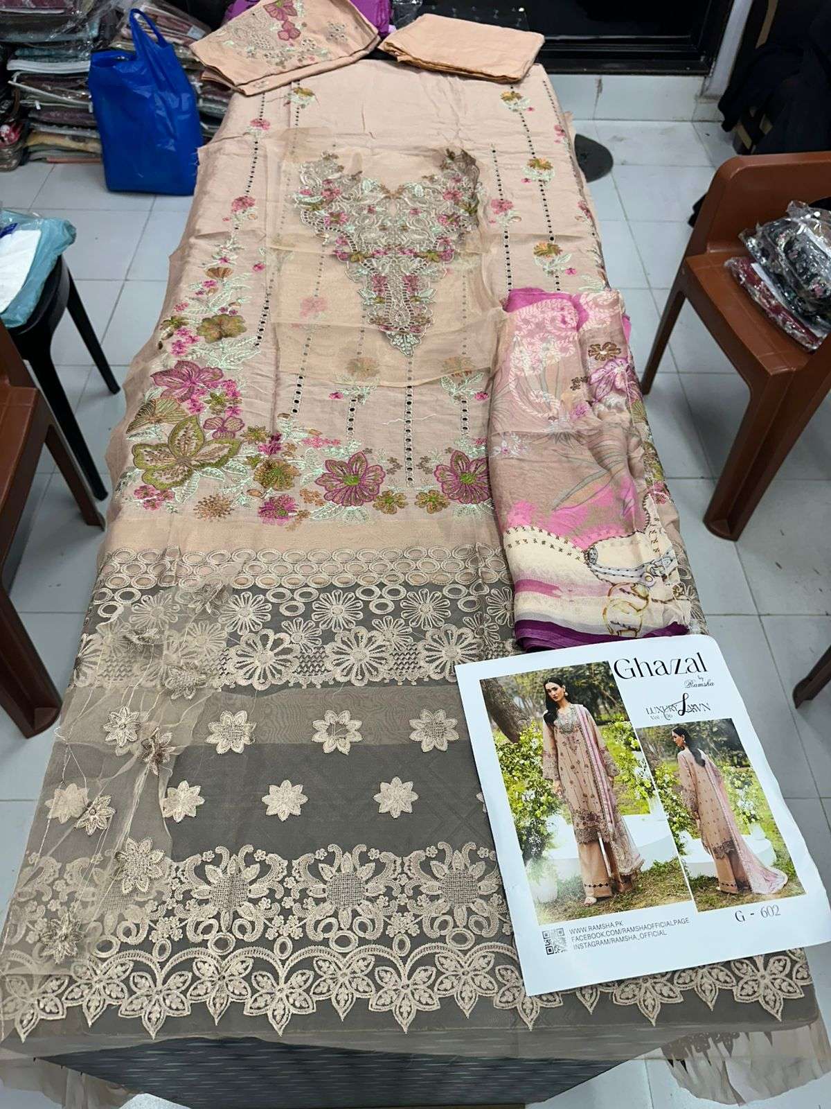 GHAZAL LUXURY LAWN VOL 6 BY RAMSHA-04