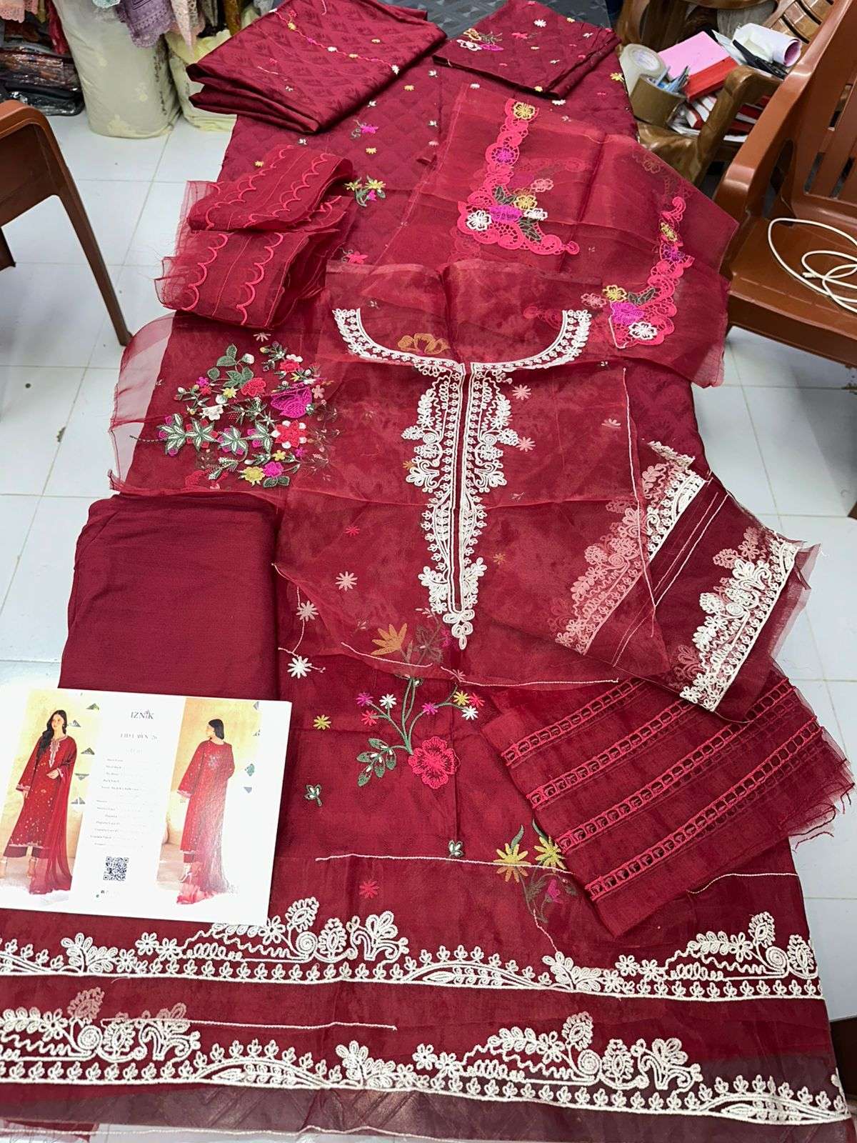 Spring Summer Lawn Collection 2026 by Iznik-23
