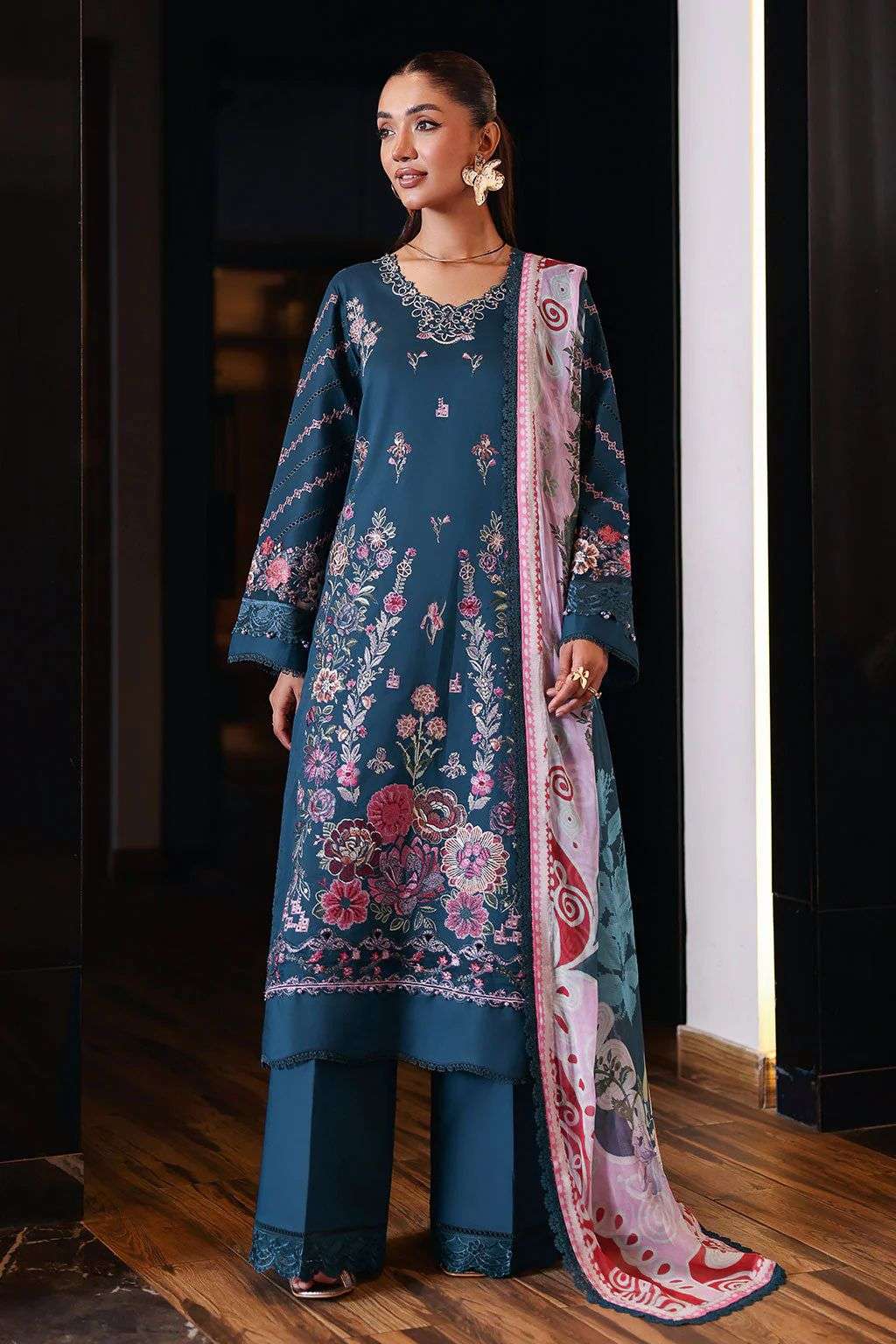 Andaaz Luxury Lawn Vol 14 Collection 2026 Ramsha-05