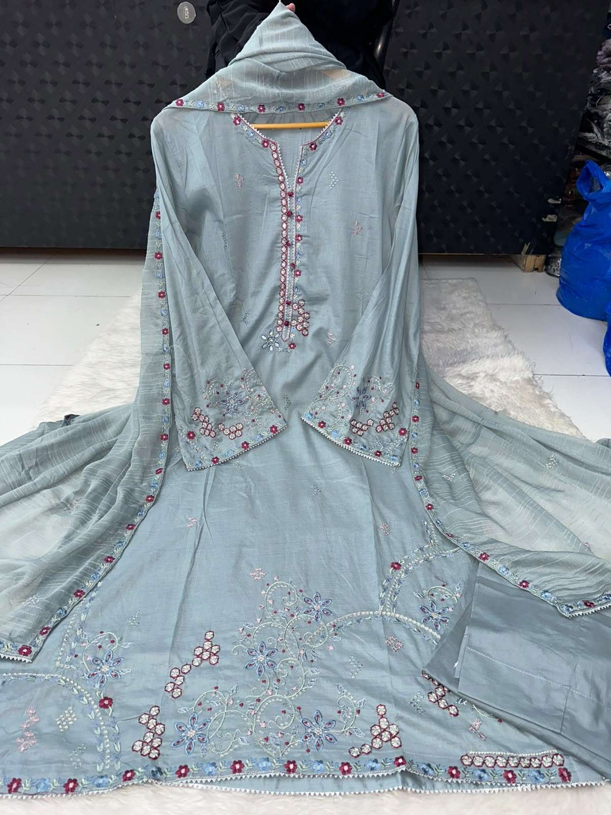 RTW FANCY EXCLUSIVE EMBROIDERED FORMAL LAWN COLLECTION BY TAWAKKAL PRINT - 09