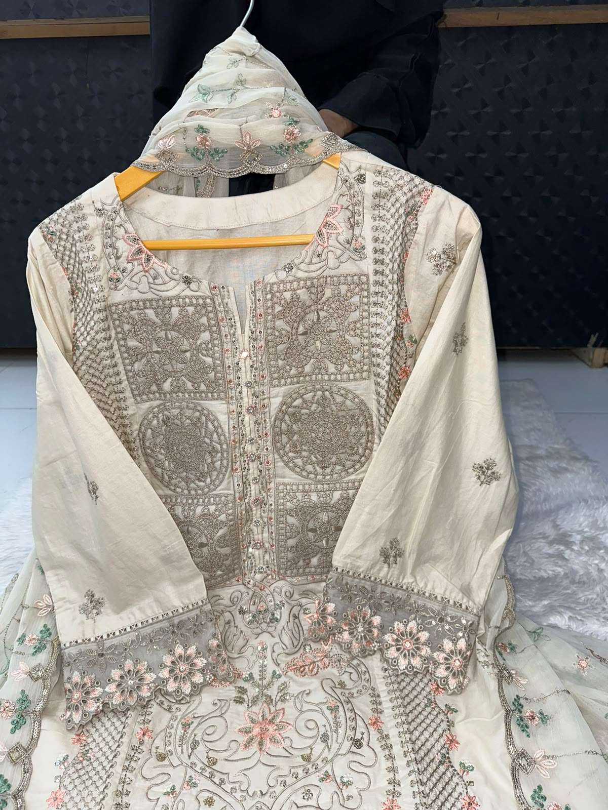 RTW FORMAL EMBROIDERED LAWN COLLECTION BY TAWAKKAL - 04