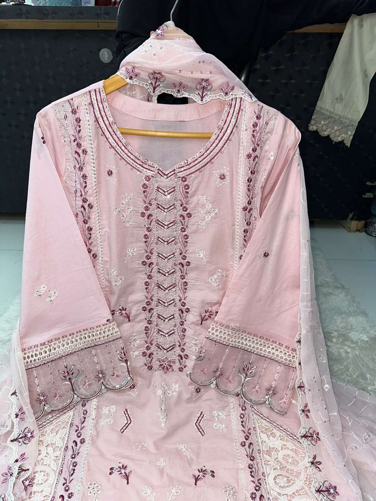 RTW FORMAL EMBROIDERED LAWN COLLECTION BY TAWAKKAL - 08