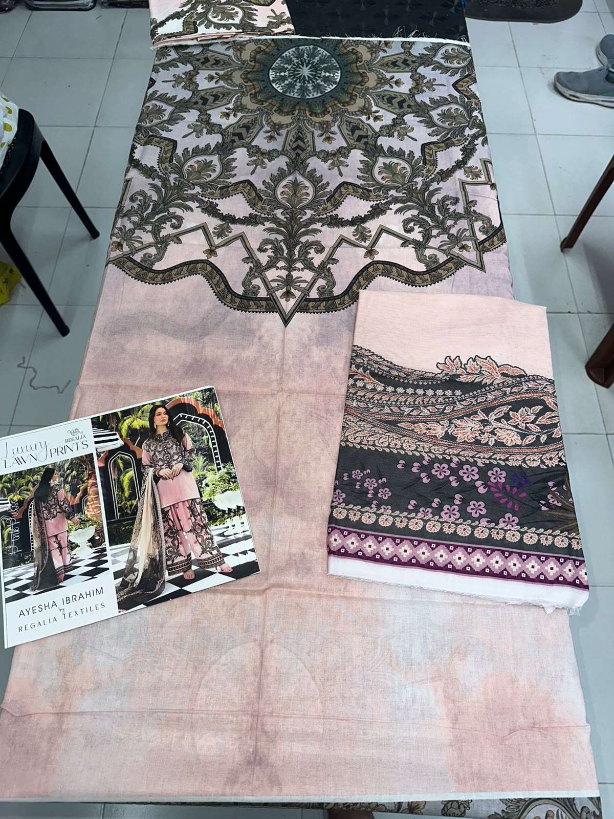 AYESHA IBRAHIM LUXURY LAWN PRINTS BY REGALIA - 15