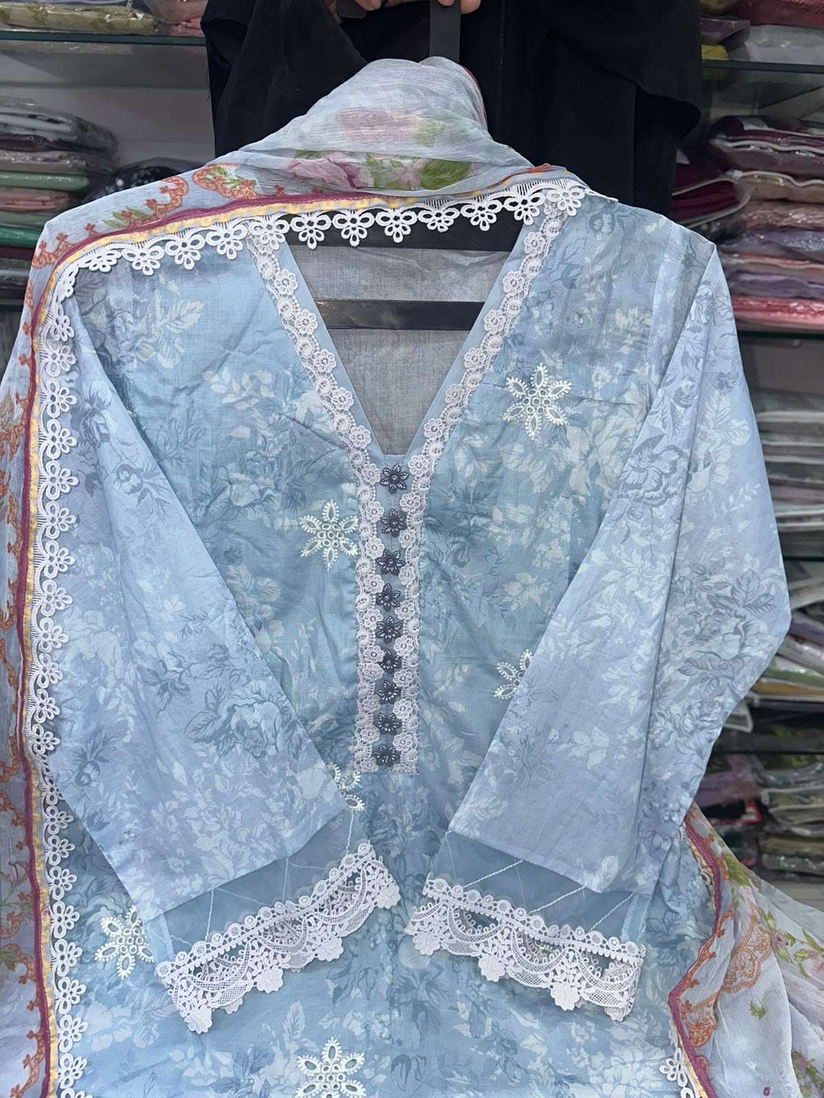 RTW EMBROIDERY CHICKAN KARI LAWN 2026 VOL - 01 OPEN PICS BY MAUSUMMERY - 08