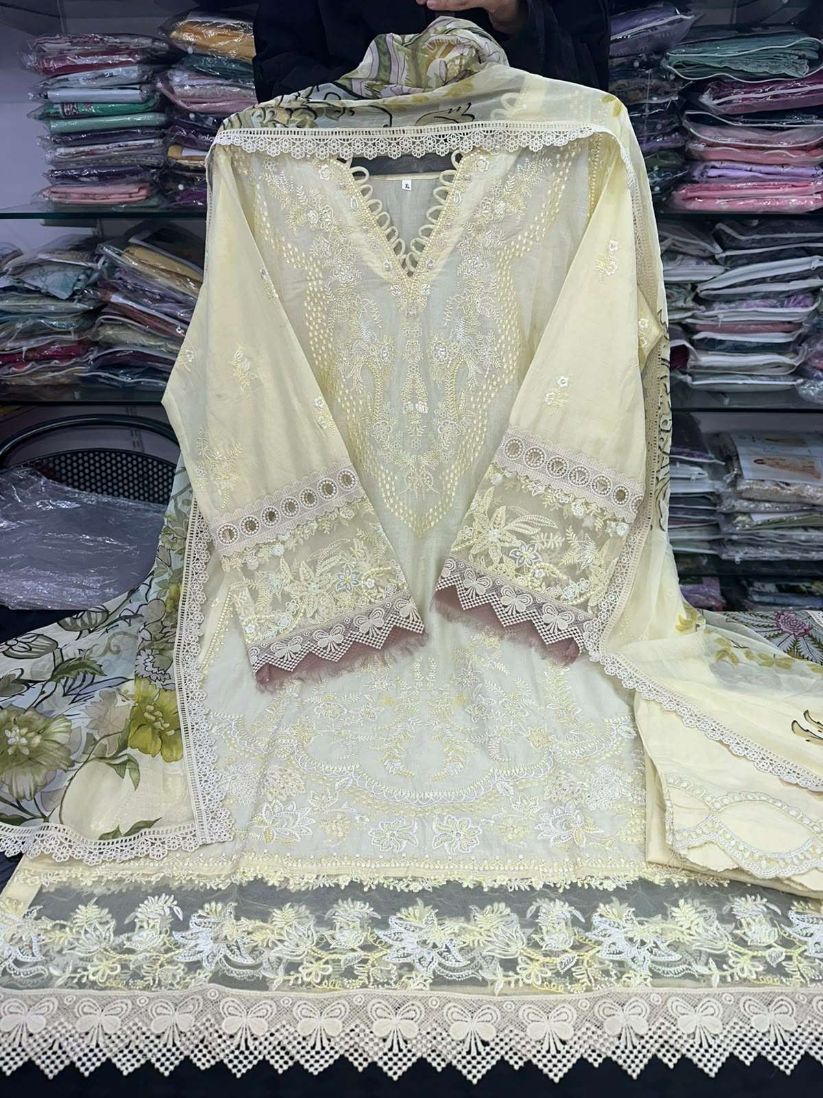 RTW LAWN COLLECTION EMBROIDERED LAWN BY JADE - 04