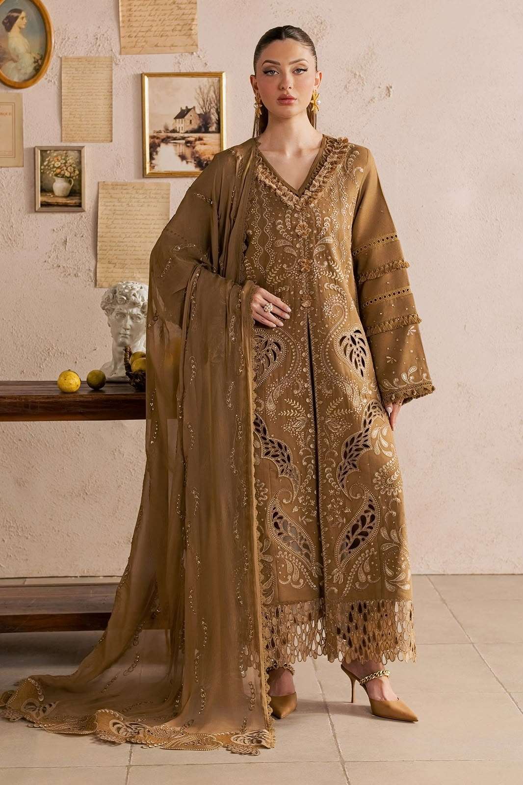 EXCLUSIVE EMBROIDERED KARANDI COLLECTION BY NUREH - 05