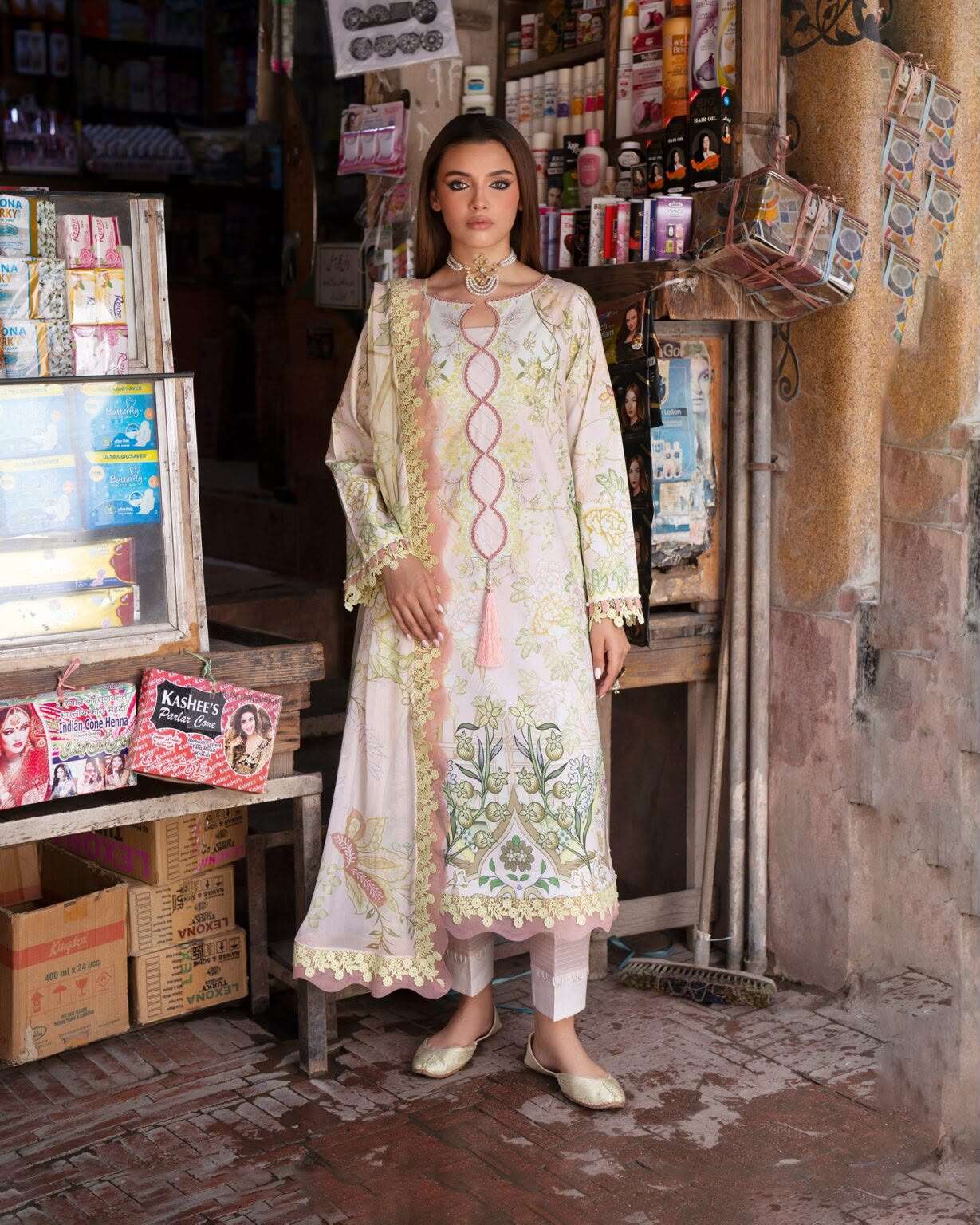 URBANE CHIFFON LAWN COLLECTION VOL - 02 OPEN & MODEL PICS BY JADE - 16