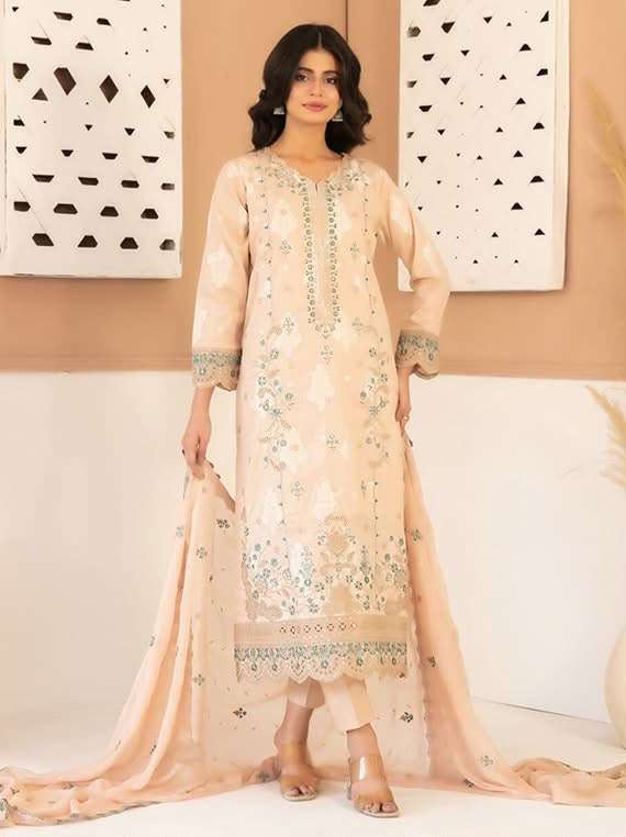 ZAYLEE NEW EMBROIDERED BROSHIA LAWN MODEL PICS BY SHAHID TAWAKKAL - 04