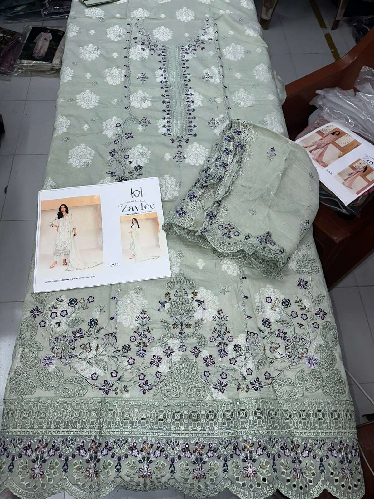 ZAYLEE NEW EMBROIDERED BROSHIA LAWN OPEN PICS BY SHAHID TAWAKKAL - 02