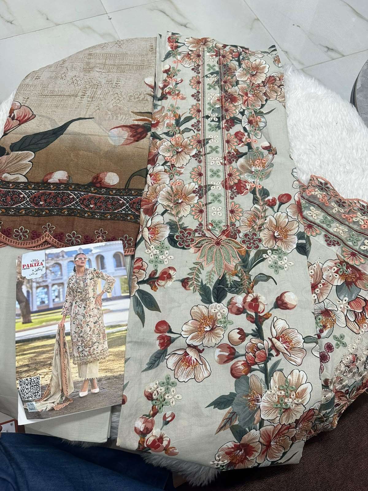HUMDUM VOL - 19 OPEN PICS BY PAKIZA PRINTS - 03