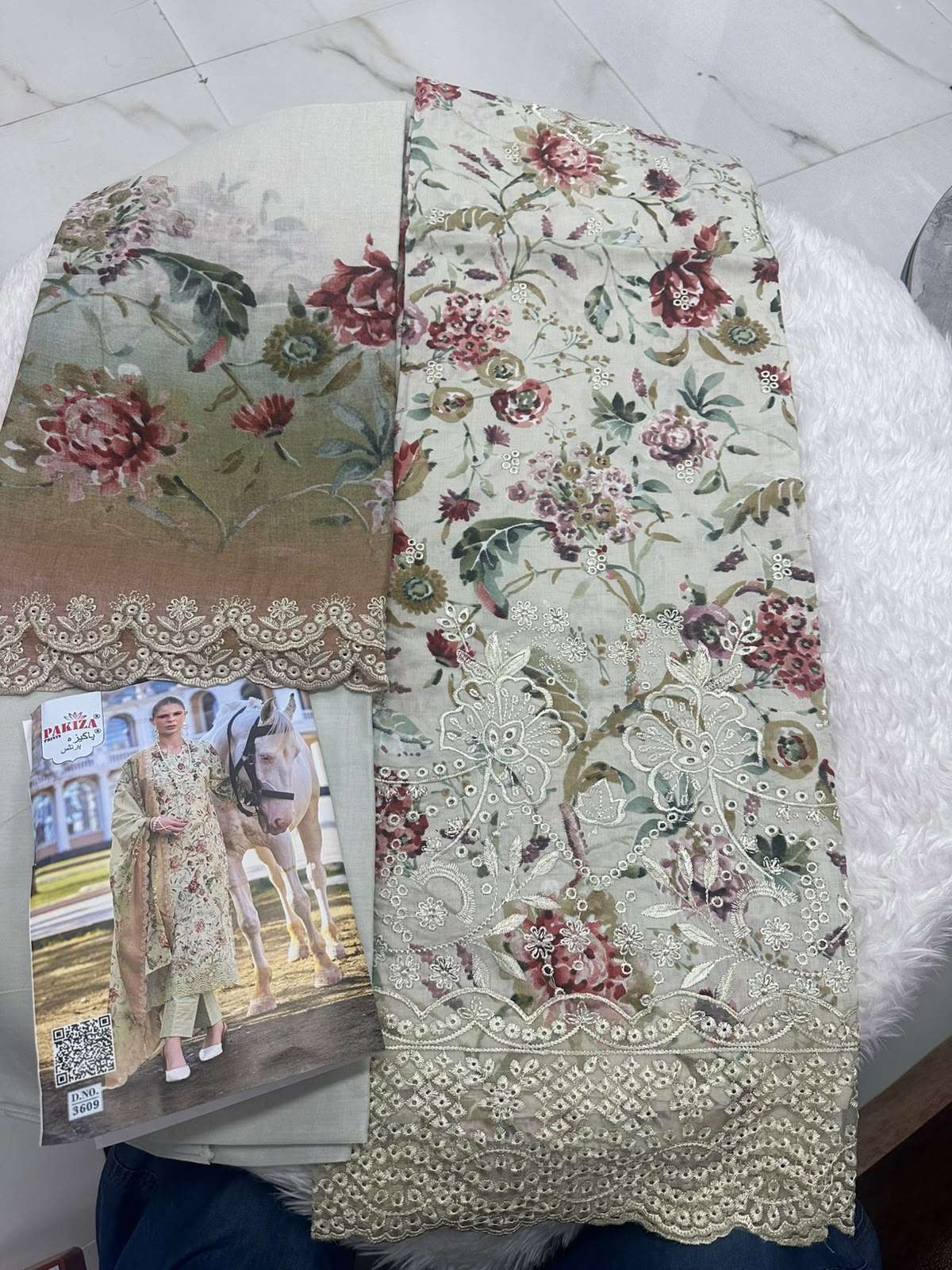 HUMDUM VOL - 19 OPEN PICS BY PAKIZA PRINTS - 09