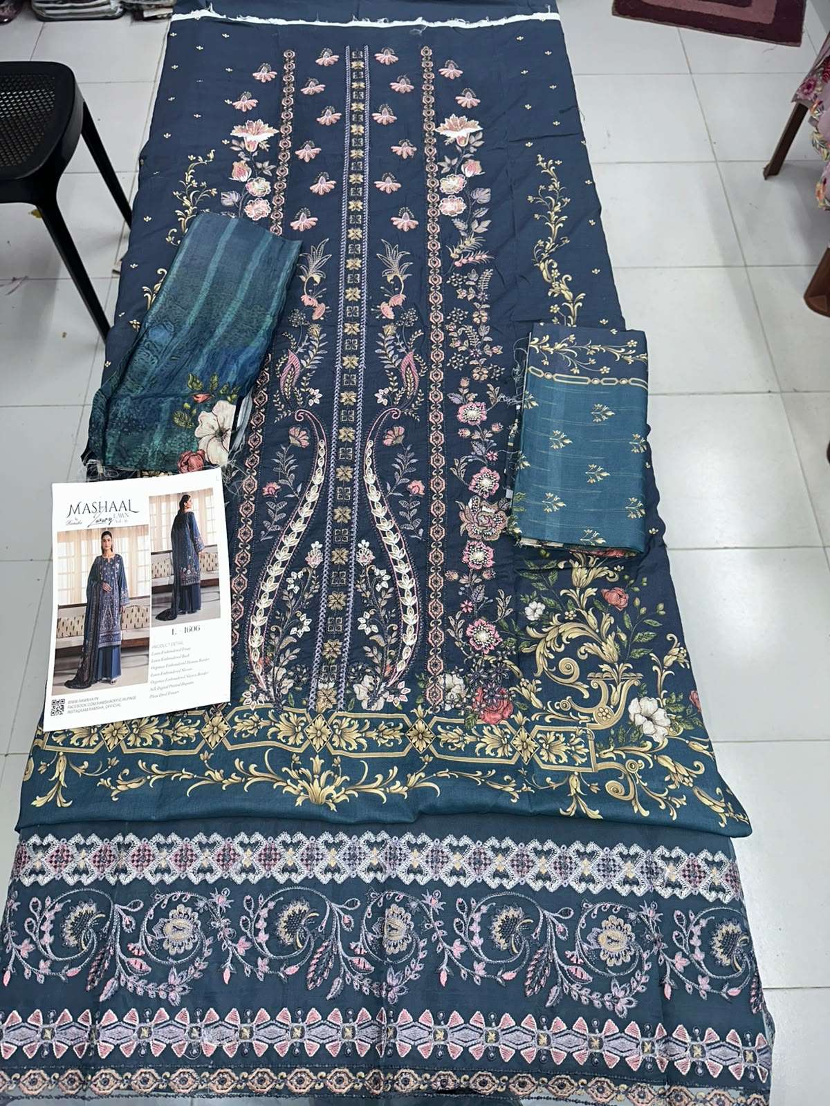 MASHAAL LUXURY LAWN VOL - 16 BY RAMSHA - 04