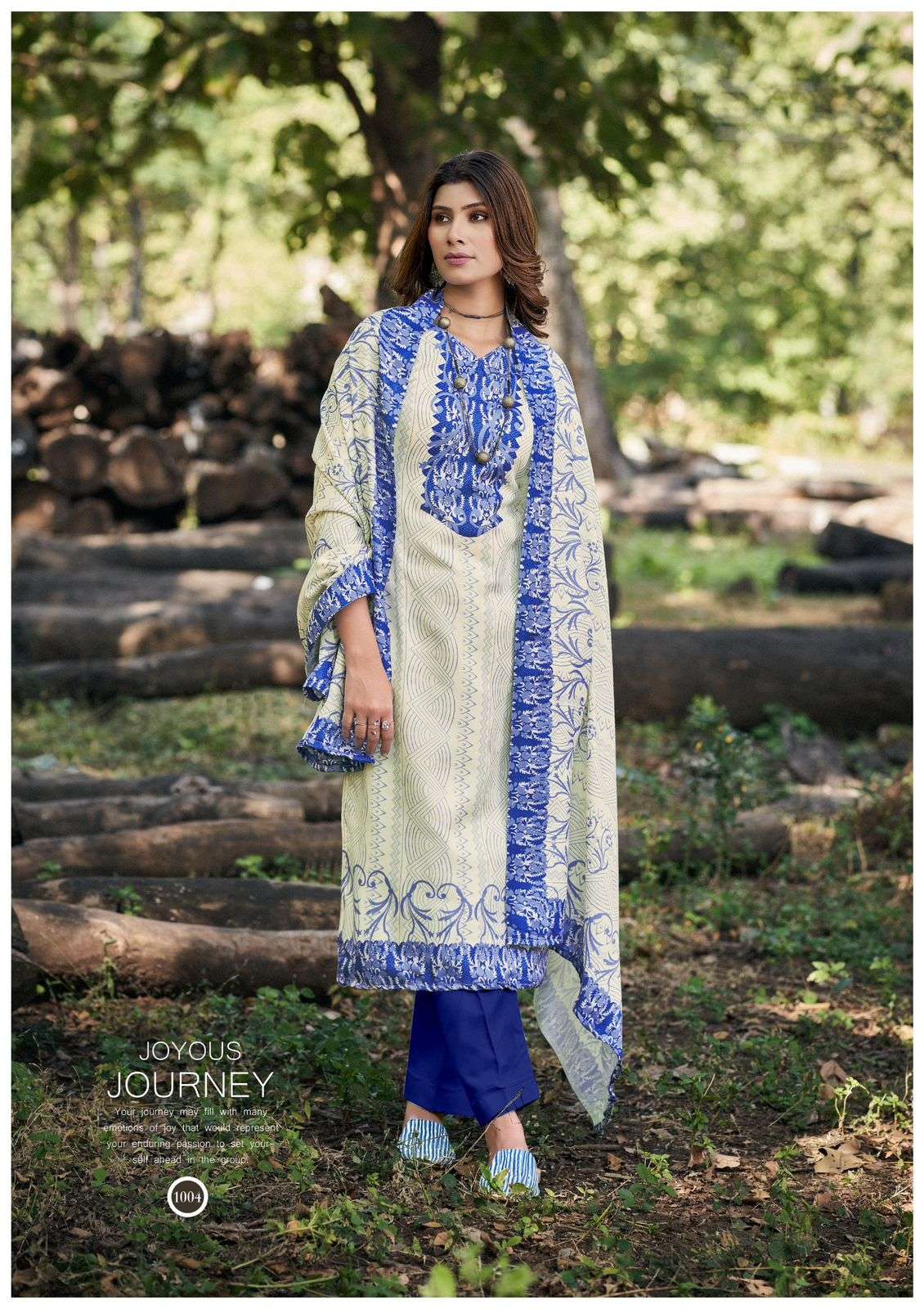 NARGIS WINTER COLLECTION BY ROLI MOLI CREATION - 04