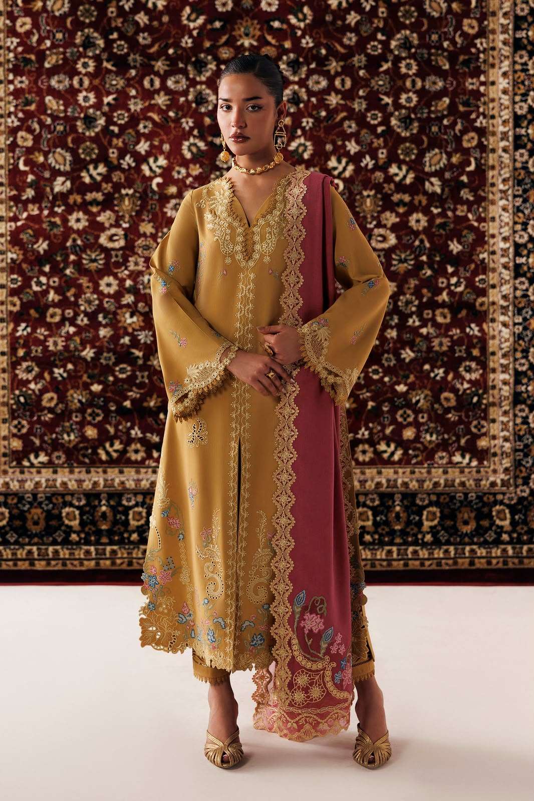QLINE LINEN COLLECTION BY QALAMKAR - 01
