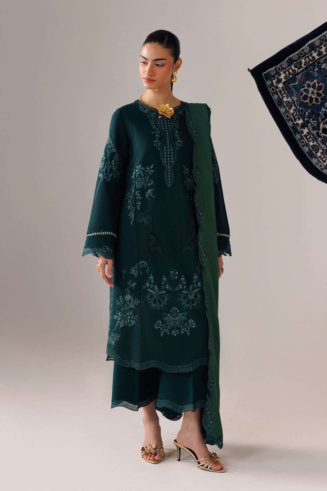 QLINE LINEN COLLECTION BY QALAMKAR - 10