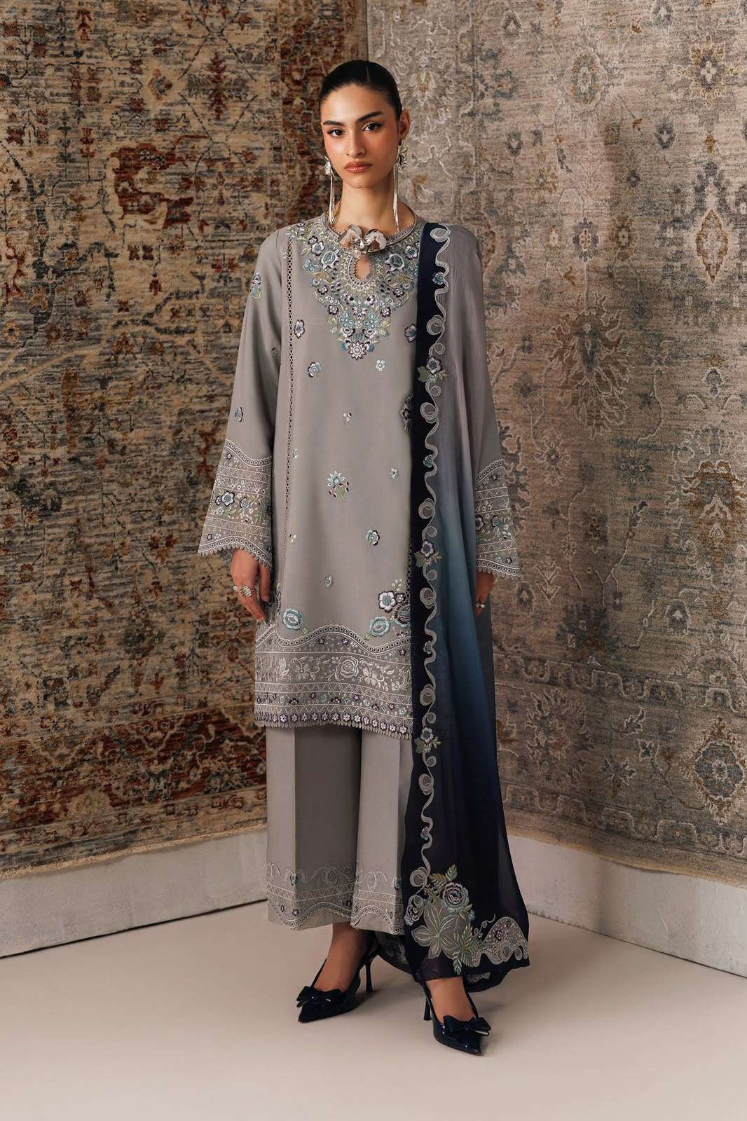 QLINE LINEN COLLECTION BY QALAMKAR - 13